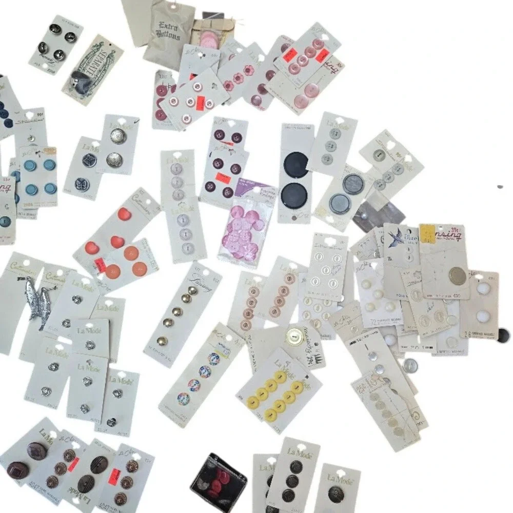 Large VTG Assortment New La Mode Cutex Buttons‎ Craft Sewing Embellishments